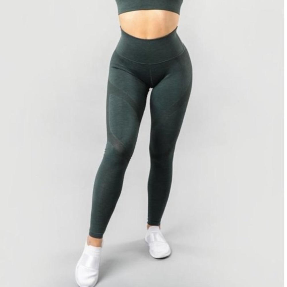 Alphalete Leggings (Aero) Urban Chic Size XS